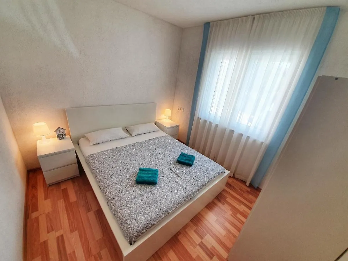アパート Apartmani Steli ヴィル